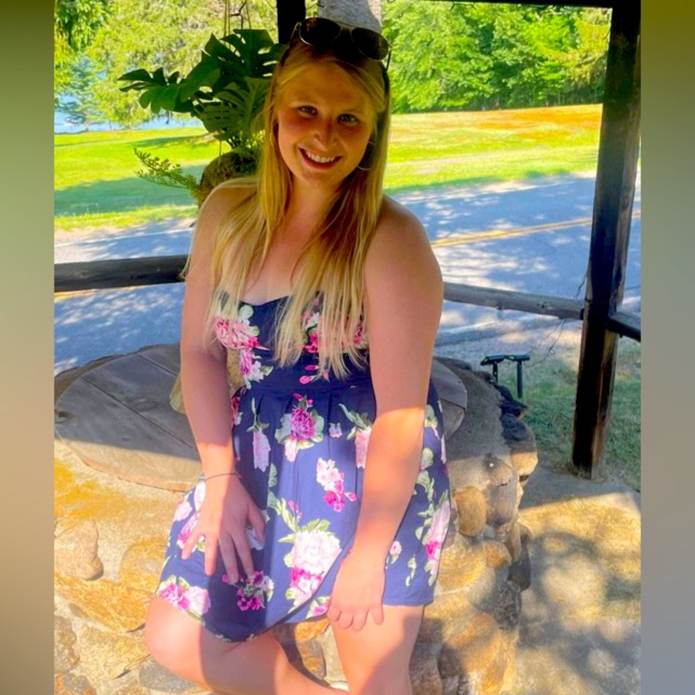 Meet your Posher, Kayla